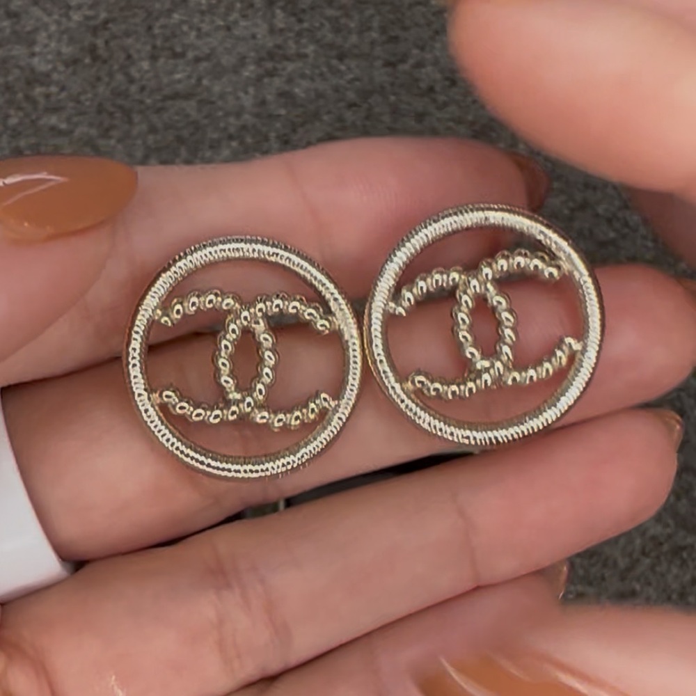 EUC Vintage Chanel Logo Gold Earrings